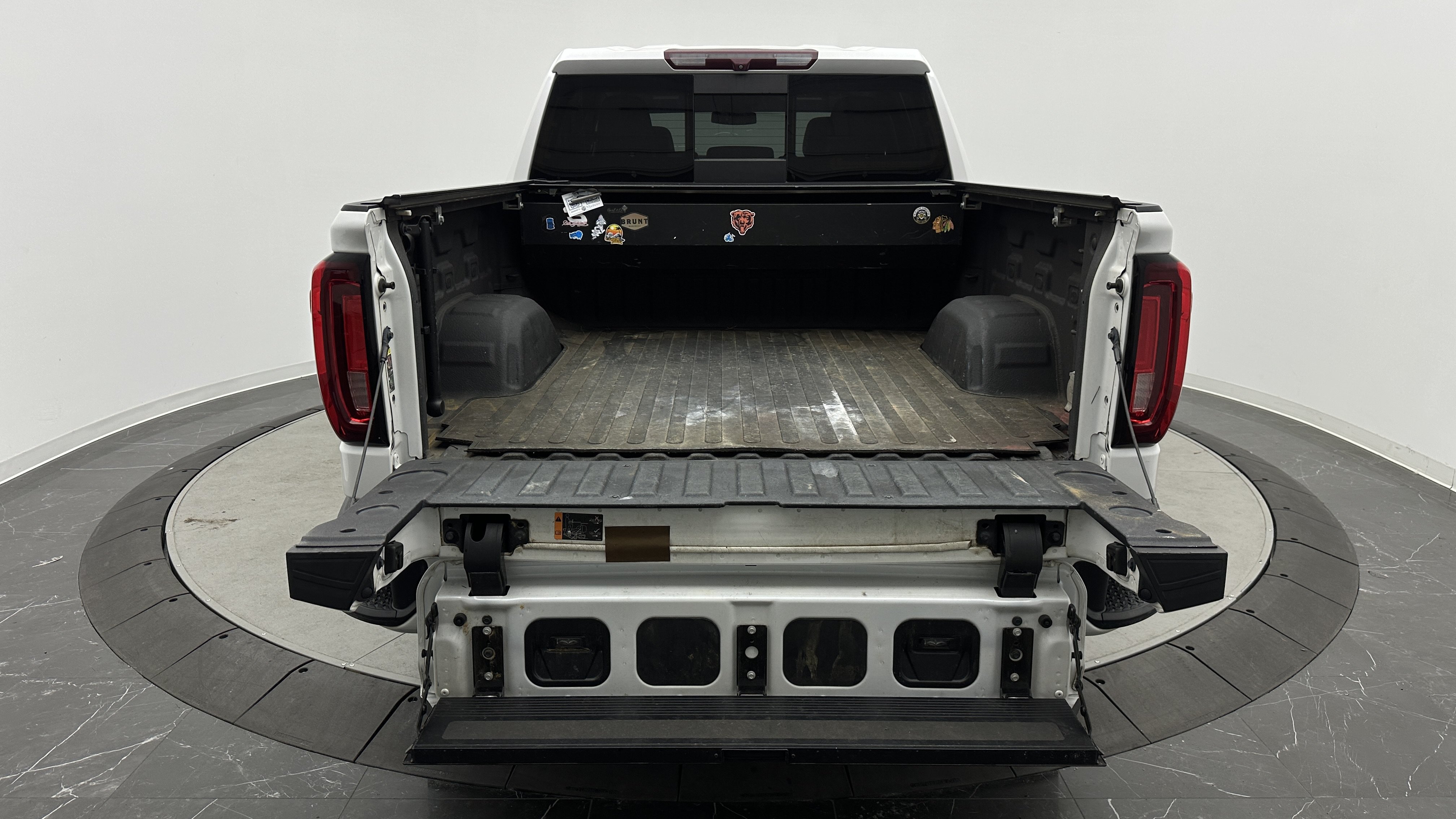 Used 2022 GMC Sierra 1500 Denali AWD/4WD image 32