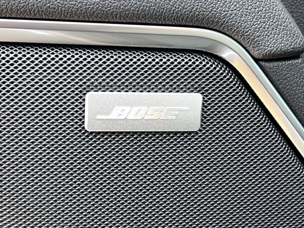New 2026 GMC Sierra 2500 SLT w/ SLT Premium Package AWD/4WD image 13