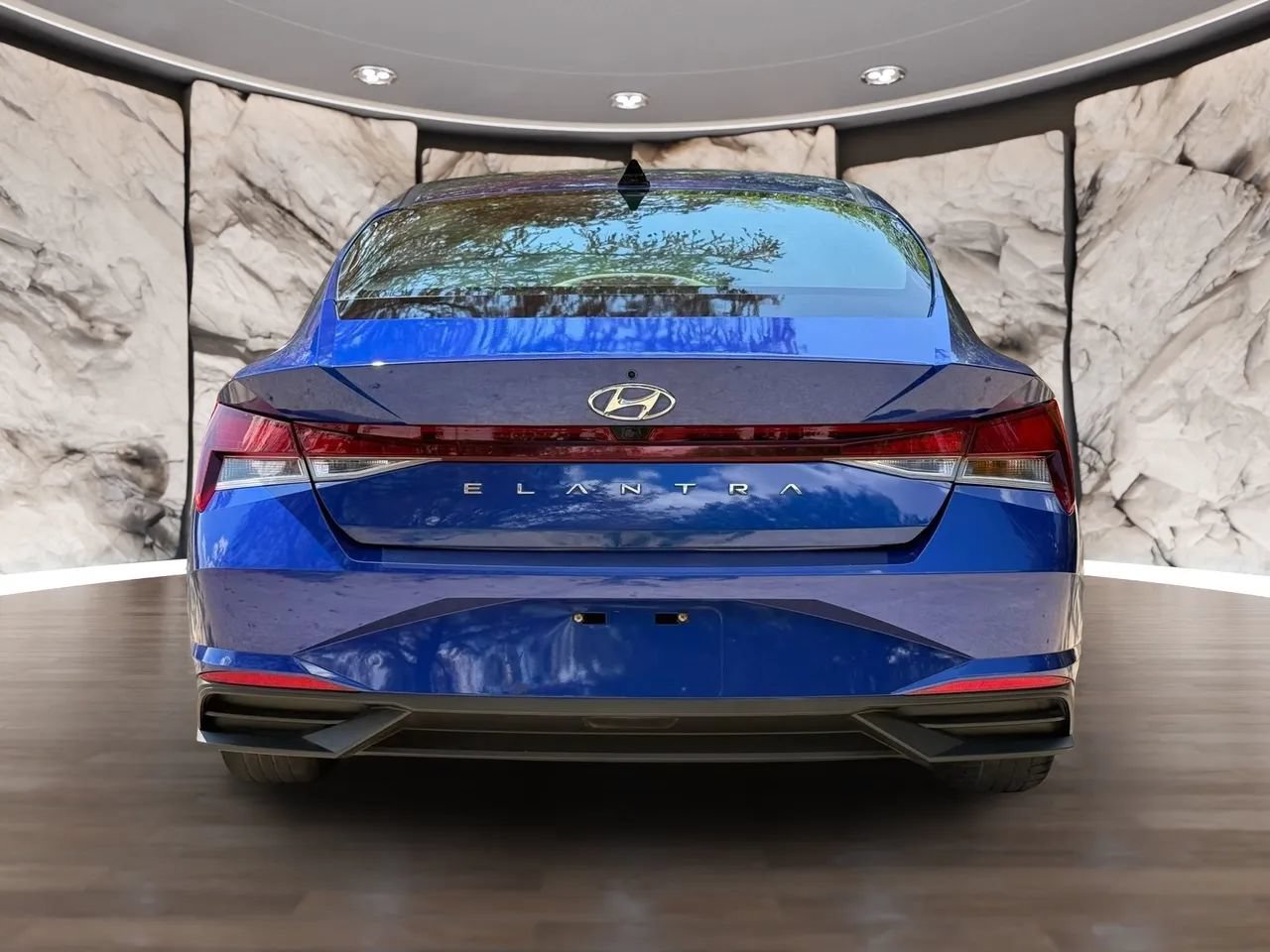 Used 2023 Hyundai Elantra SEL w/ Convenience Package FWD image 5