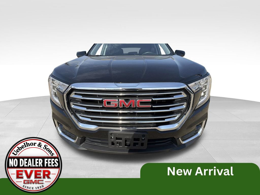 Used 2024 GMC Terrain SLT AWD/4WD image 12
