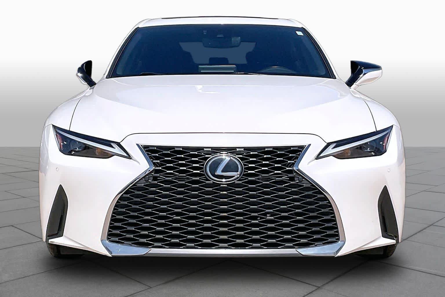 Used 2024 Lexus IS 300 w/ Comfort Package RWD image 5