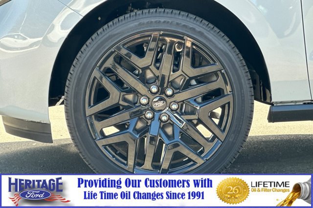 New 2026 Ford Expedition Platinum w/ Stealth Performance Package AWD/4WD image 27