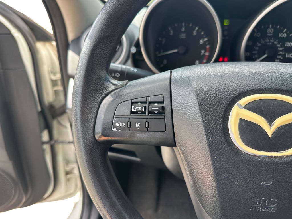 Used 2010 MAZDA MAZDA3 i Sport FWD image 19