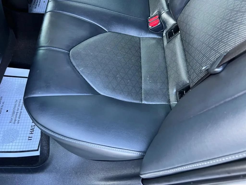 Used 2018 Toyota Camry XSE FWD image 22