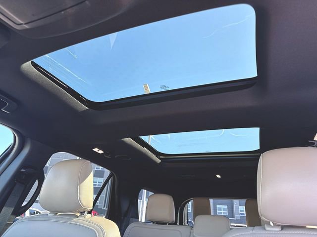 Used 2019 Ford Explorer Limited w/ Class III Trailer Tow Package AWD/4WD image 19