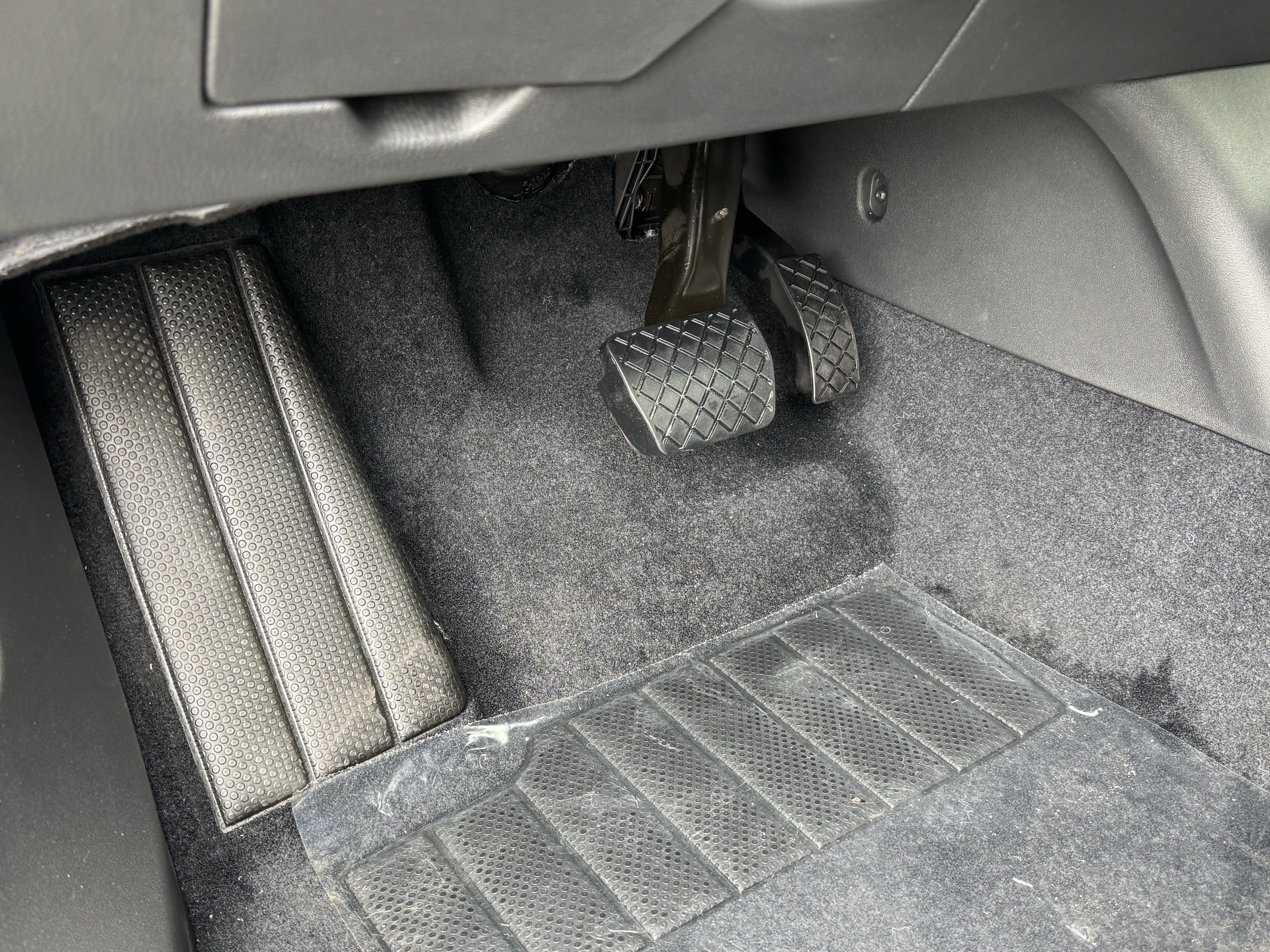 New 2026 Volkswagen ID.4 Pro RWD image 15