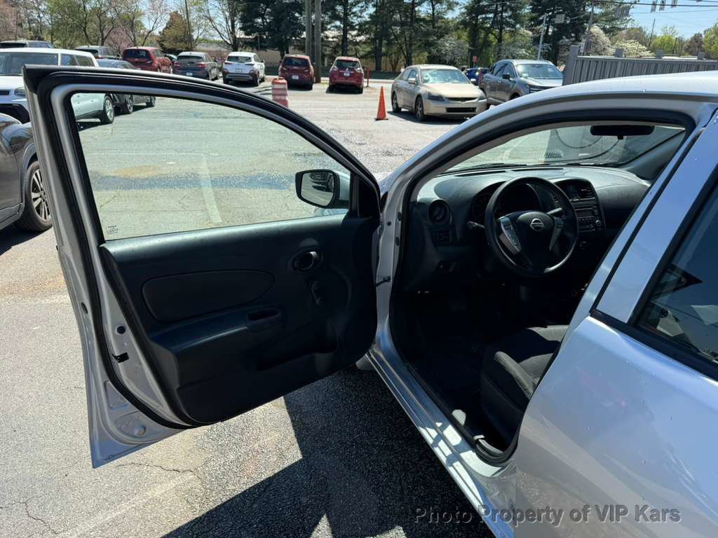 Used 2017 Nissan Versa S Plus image 9