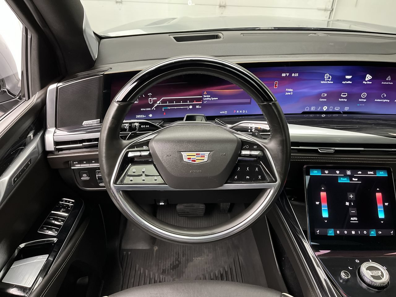 Certified 2025 Cadillac Escalade ESV Sport w/ Touring Package AWD/4WD image 18
