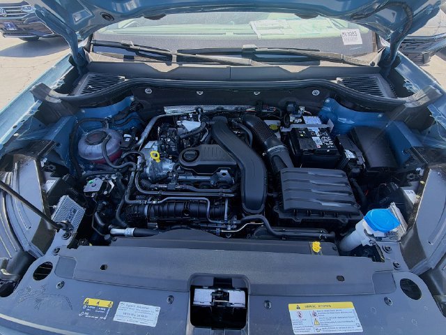 New 2026 Volkswagen Taos SE AWD/4WD image 30