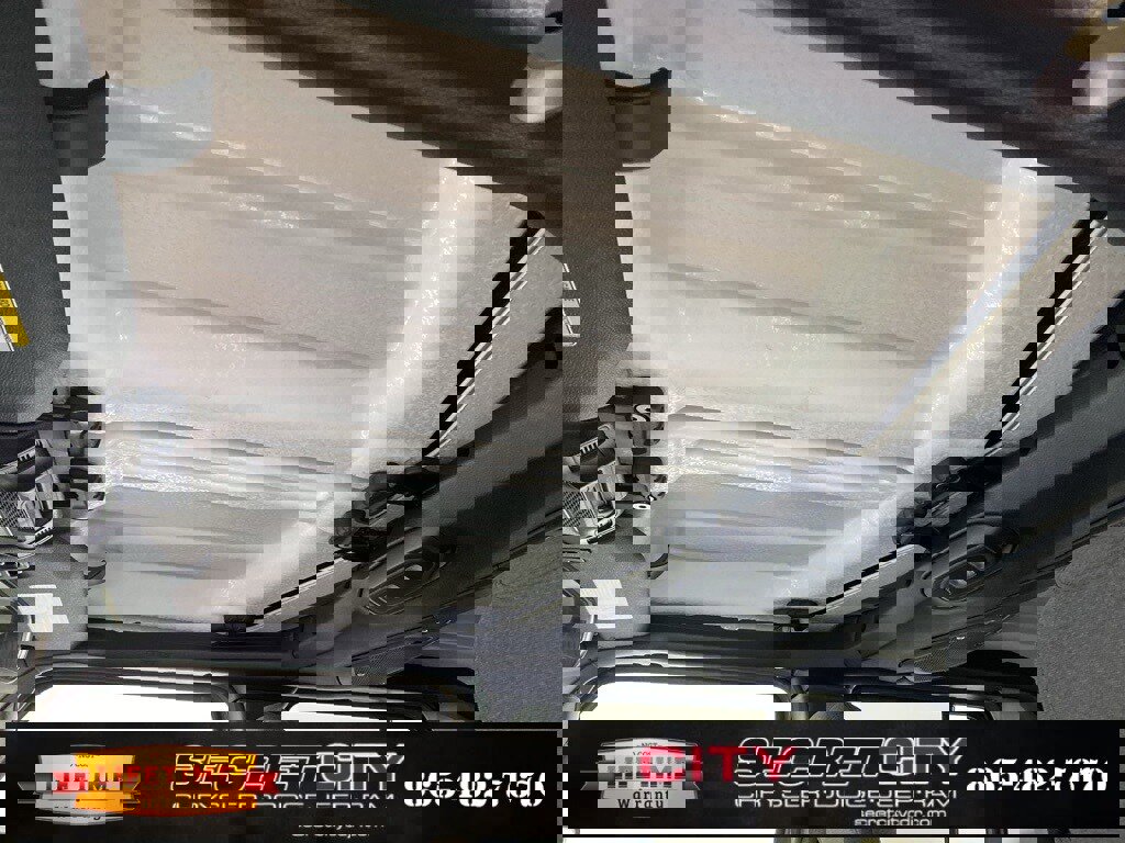 New 2025 Jeep Gladiator Sport image 24