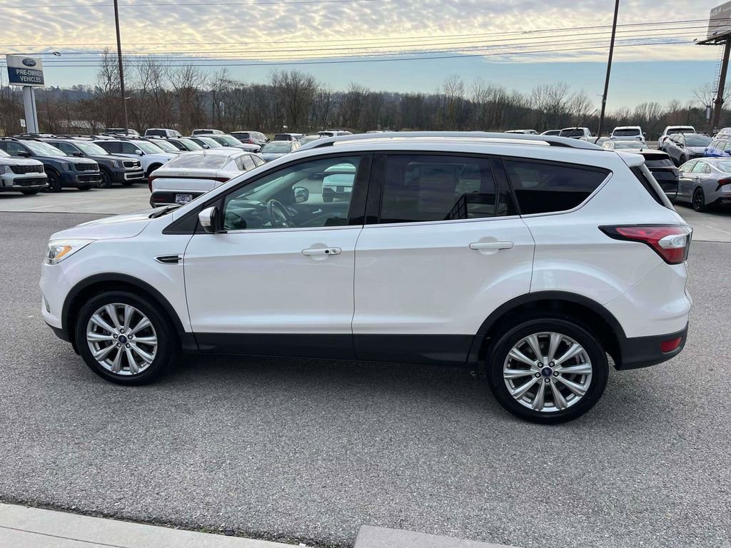 Used 2017 Ford Escape Titanium image 35