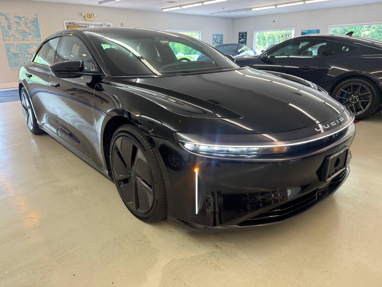 Used 2023 Lucid Air Touring AWD/4WD image 4