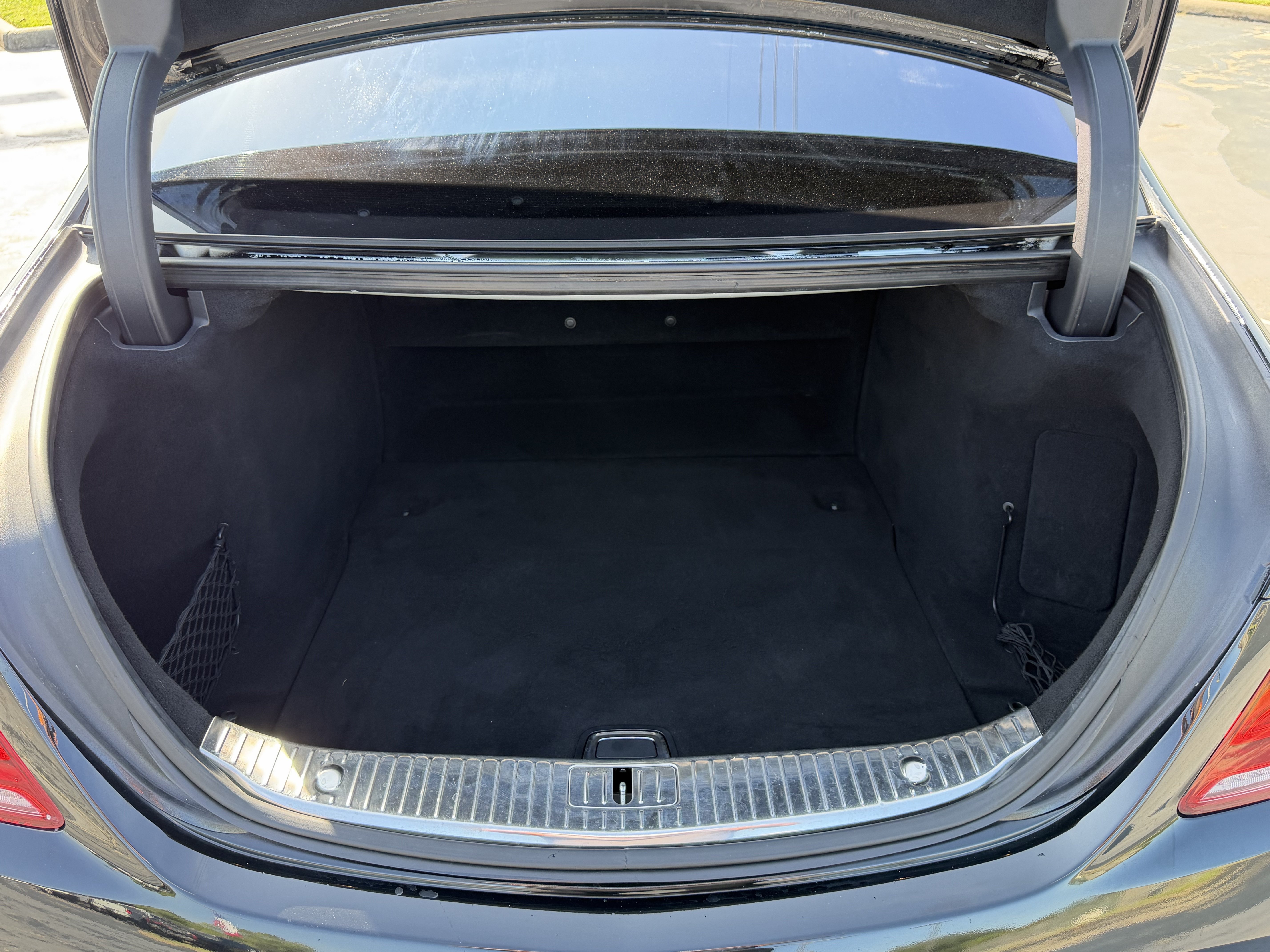 Used 2016 Mercedes-Benz S 550 4MATIC Sedan image 37