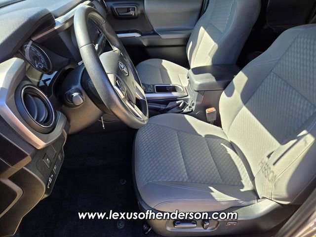 Used 2021 Toyota Tacoma SR5 RWD image 10