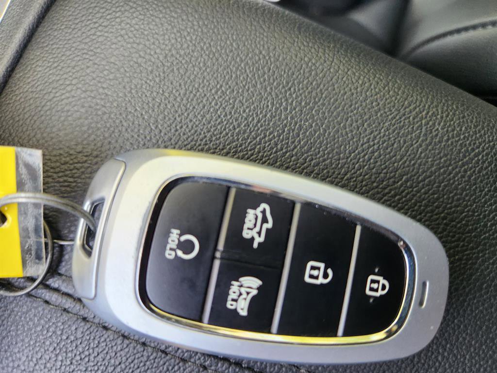 Used 2024 Hyundai Santa Cruz Night image 37