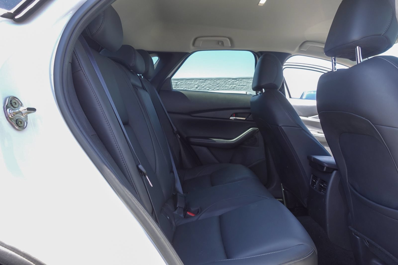 Used 2023 MAZDA CX-30 AWD 2.5 S w/ Preferred Package image 16