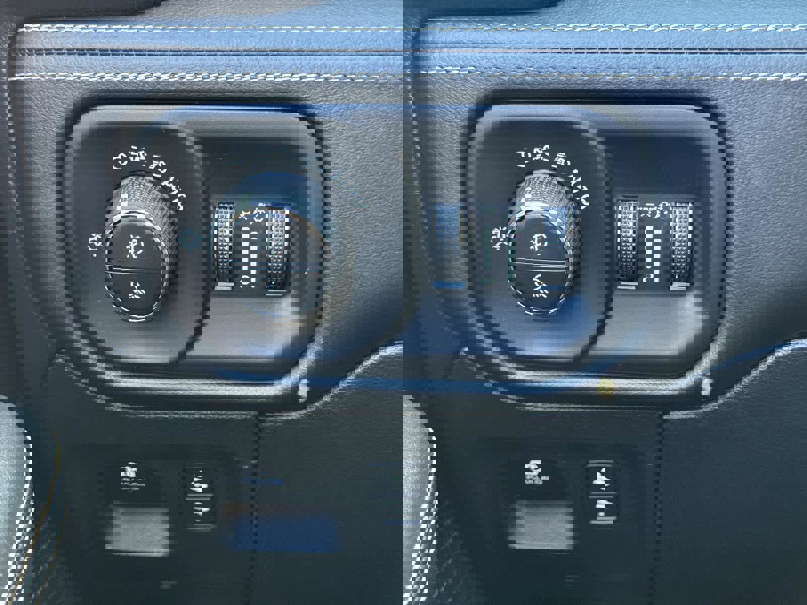 Used 2023 RAM 1500 Limited w/ Body Color Bumper Group image 22