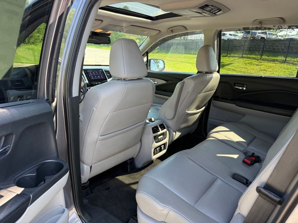 Used 2016 Honda Pilot Touring image 22