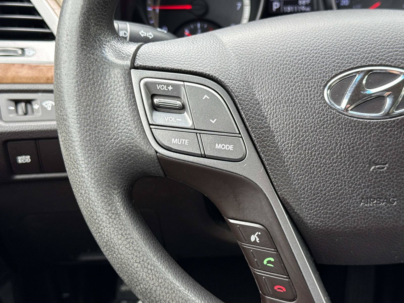 Used 2014 Hyundai Santa Fe Sport AWD/4WD image 15