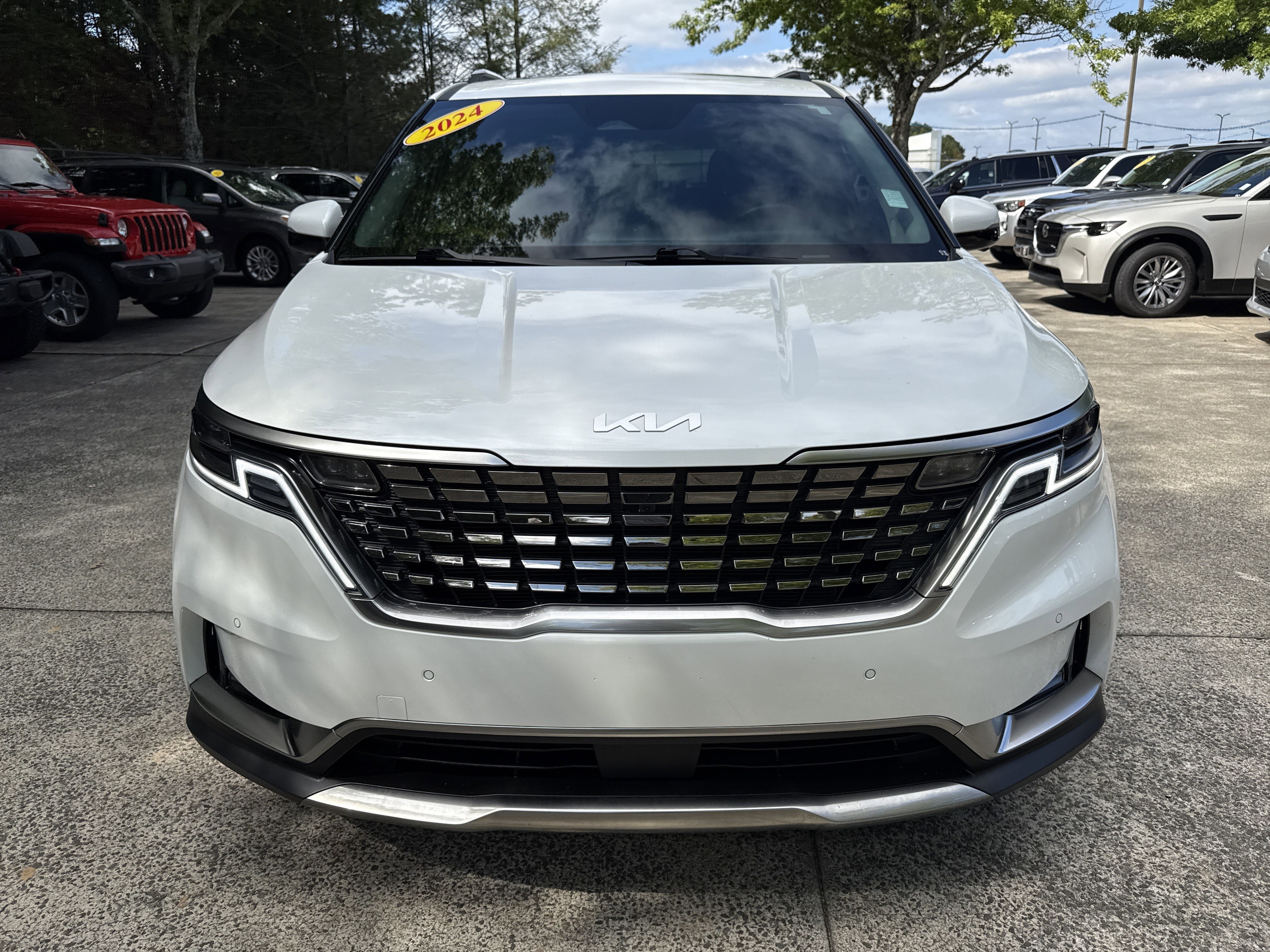 Used 2024 Kia Carnival SX Prestige video 2