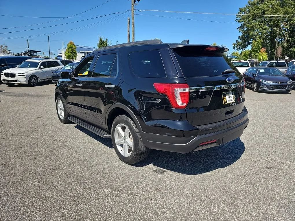 Used 2018 Ford Explorer 4WD image 2