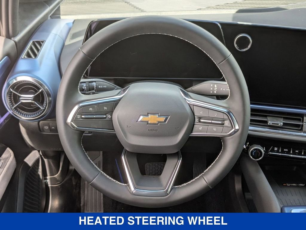 New 2025 Chevrolet Equinox EV LT image 16