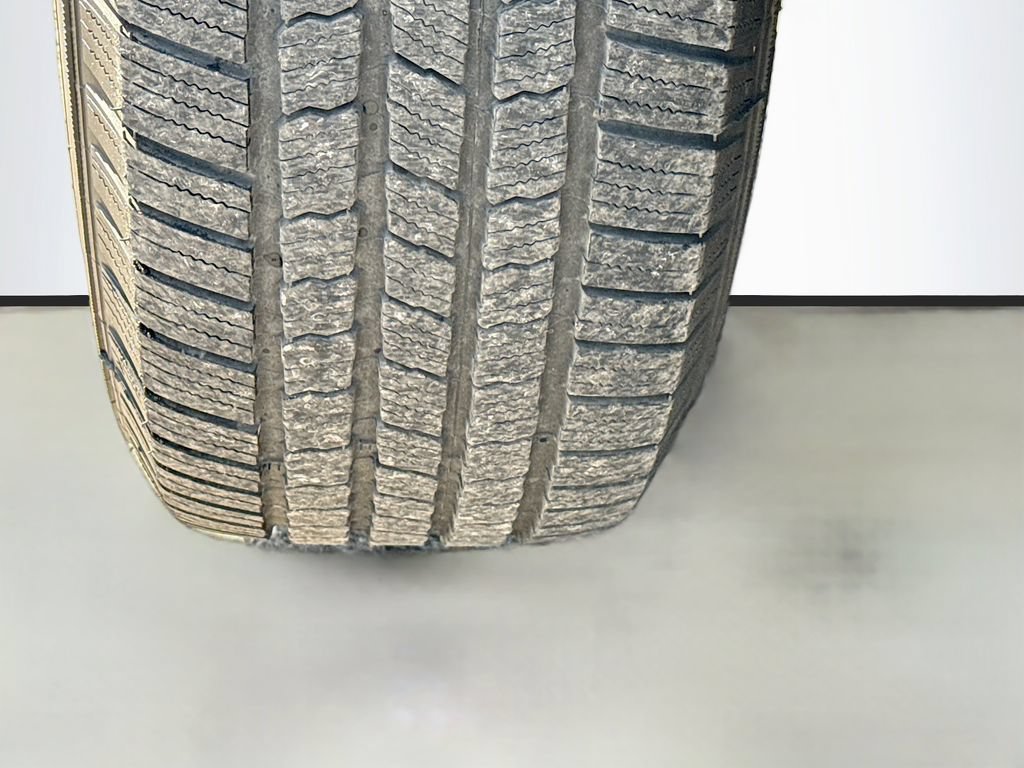 Used 2020 Jeep Grand Cherokee Limited RWD image 42