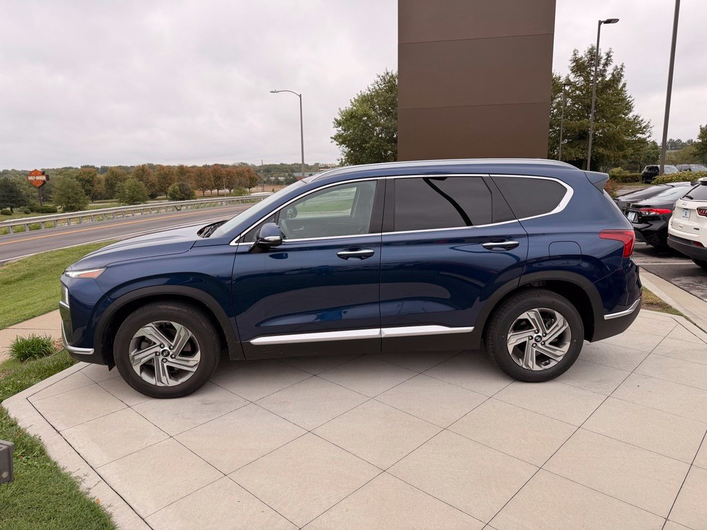 Used 2022 Hyundai Santa Fe SEL w/ Convenience + Premium Package FWD image 6