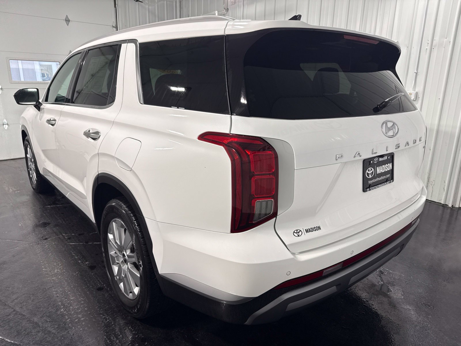 Used 2025 Hyundai Palisade SEL AWD/4WD image 3