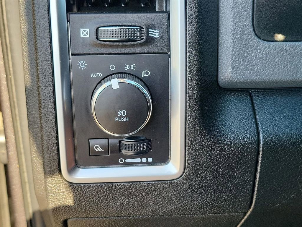 Used 2020 RAM 1500 Classic Warlock w/ Electronics Group image 9