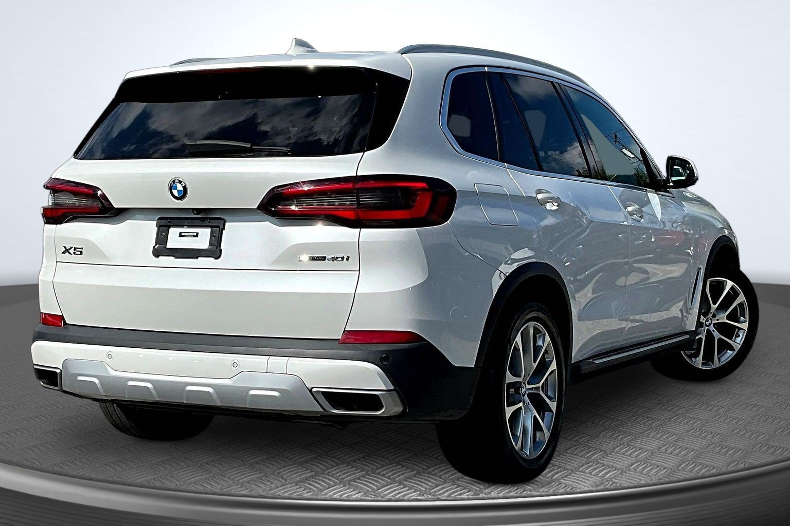 Used 2021 BMW X5 sDrive40i RWD image 5