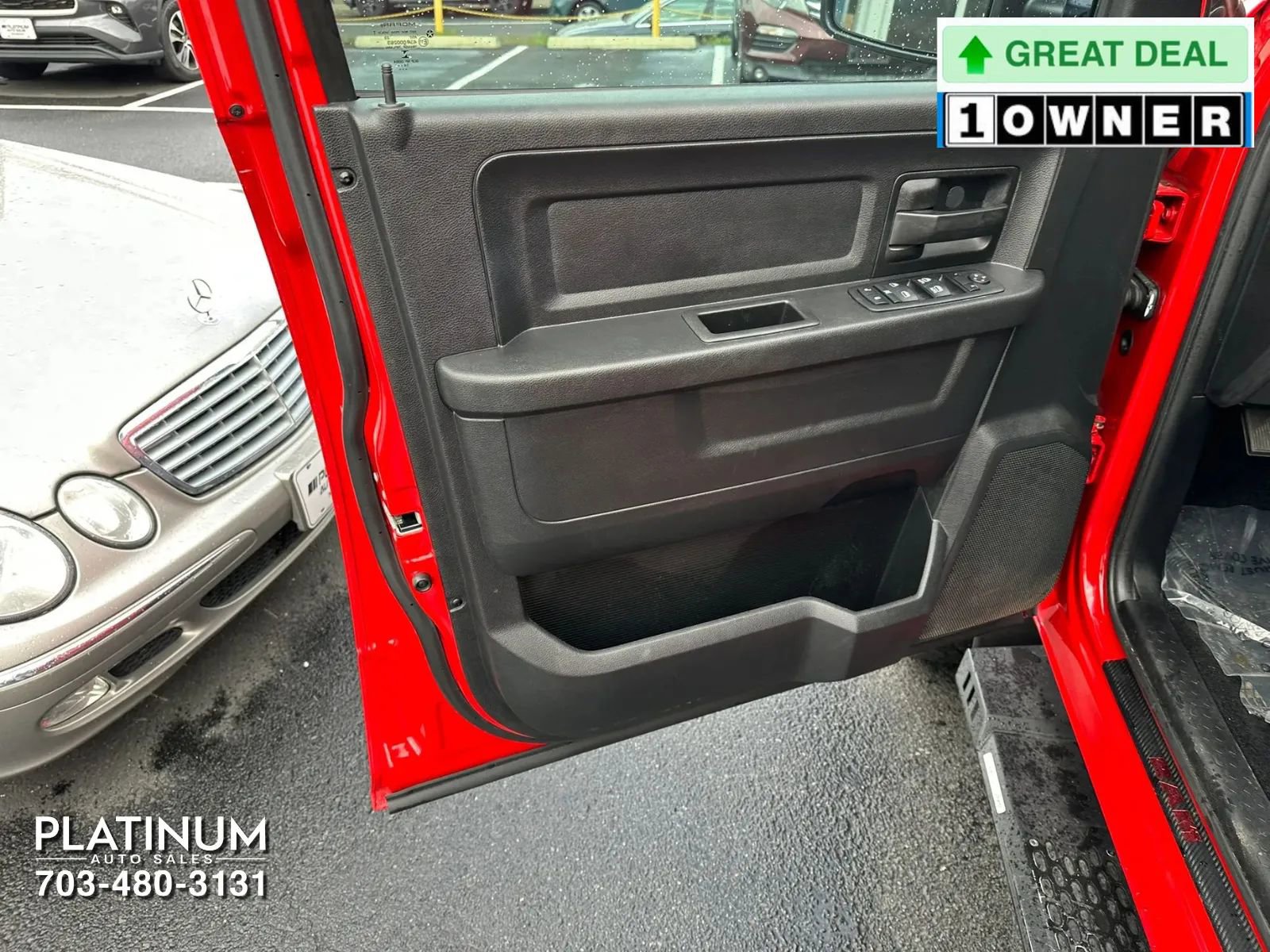 Used 2015 RAM 1500 Express image 16