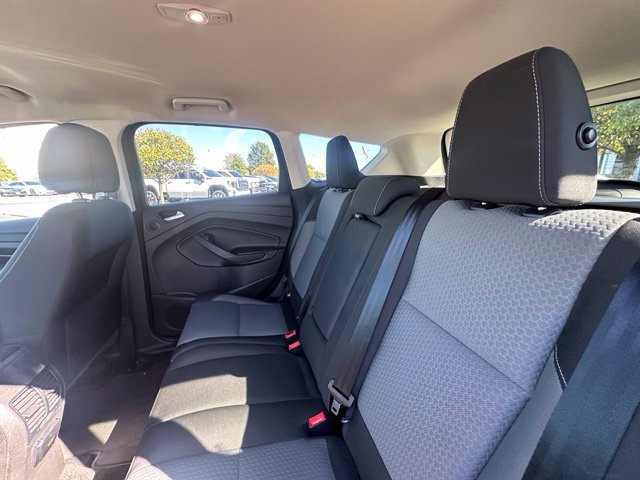 Used 2017 Ford Escape SE w/ Equipment Group 201A AWD/4WD image 33