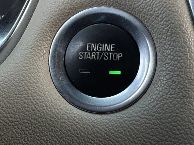 Used 2023 Chevrolet Traverse LS FWD image 23