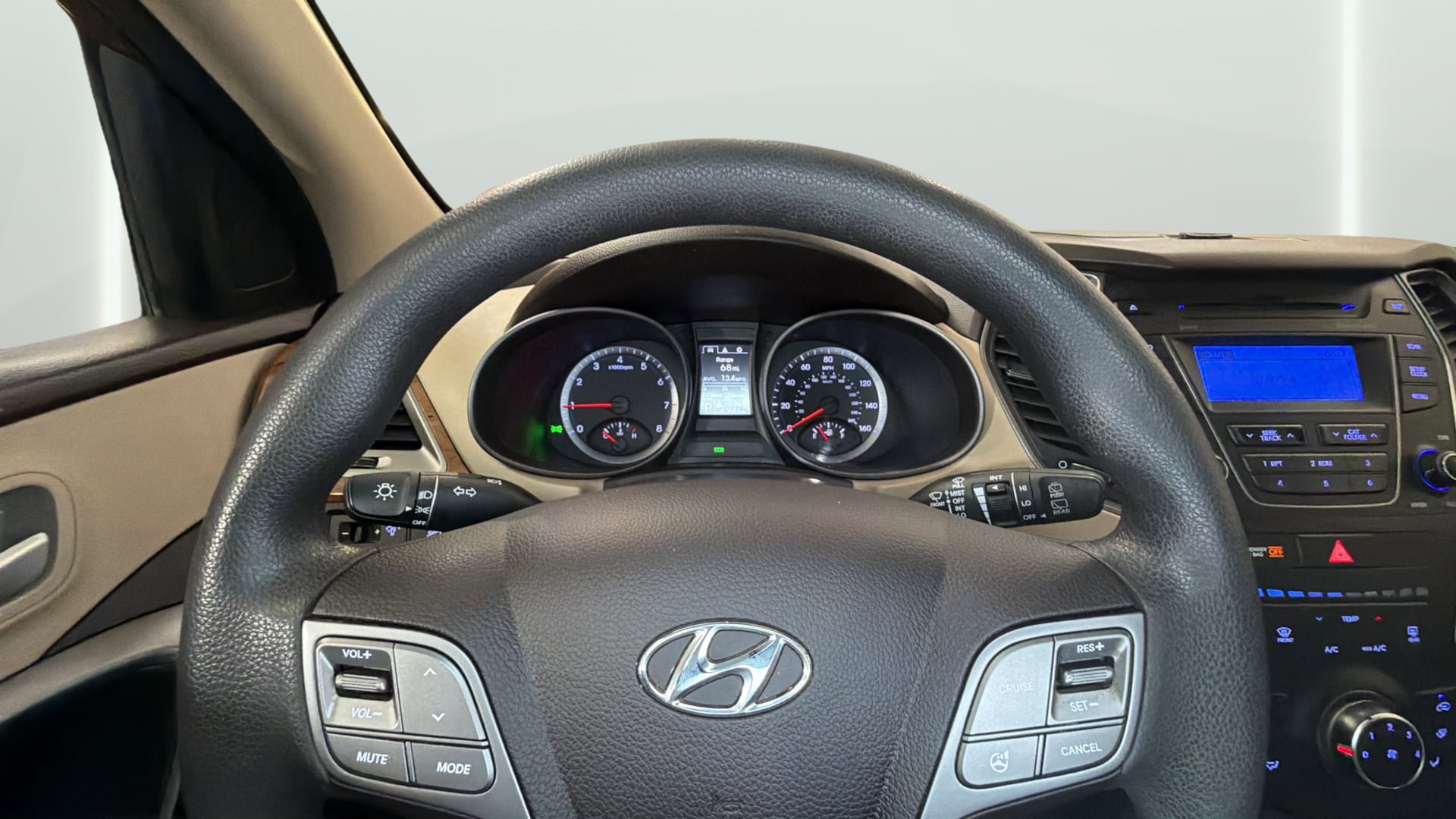Used 2014 Hyundai Santa Fe Sport FWD image 29