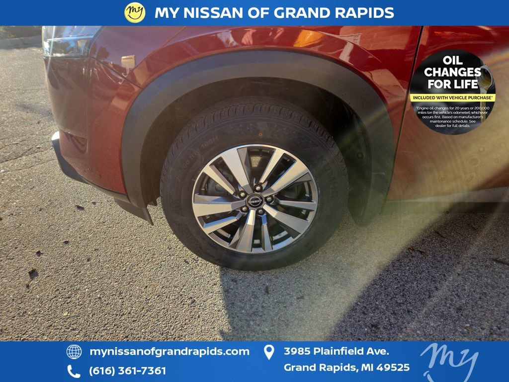 Used 2023 Nissan Pathfinder SL image 60