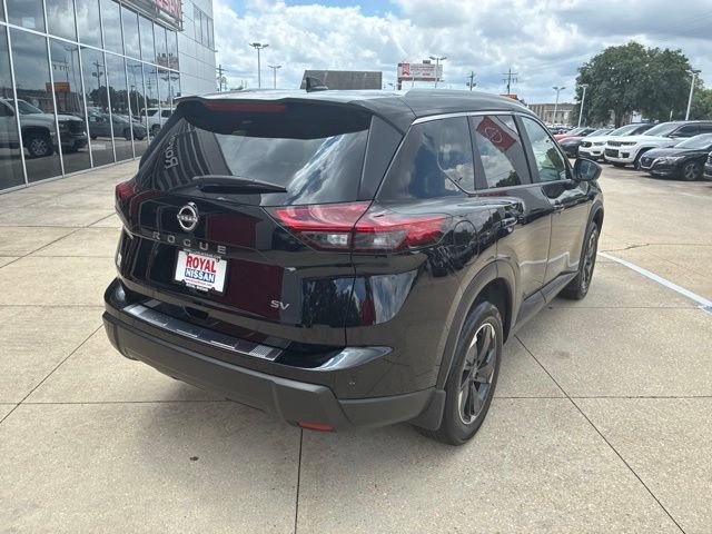 Used 2024 Nissan Rogue SV w/ SV Premium Package FWD image 7