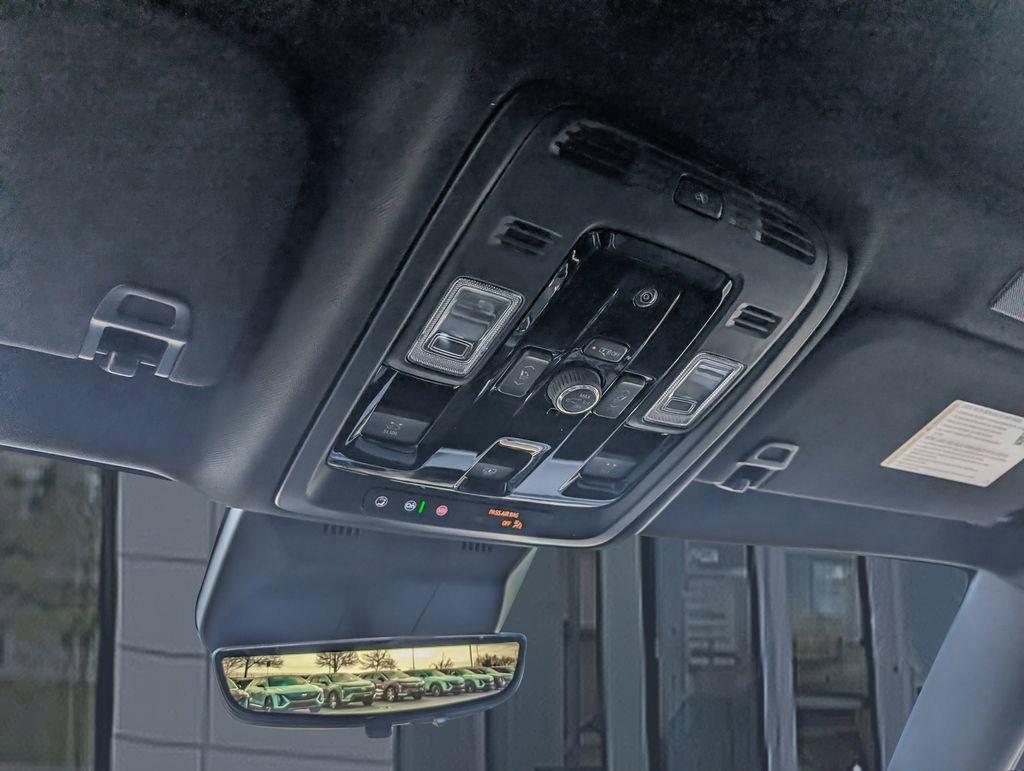 New 2026 Cadillac Escalade Luxury w/ Touring Package image 33