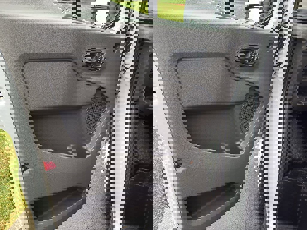 New 2025 Ford Transit 250 Low Roof AWD image 16