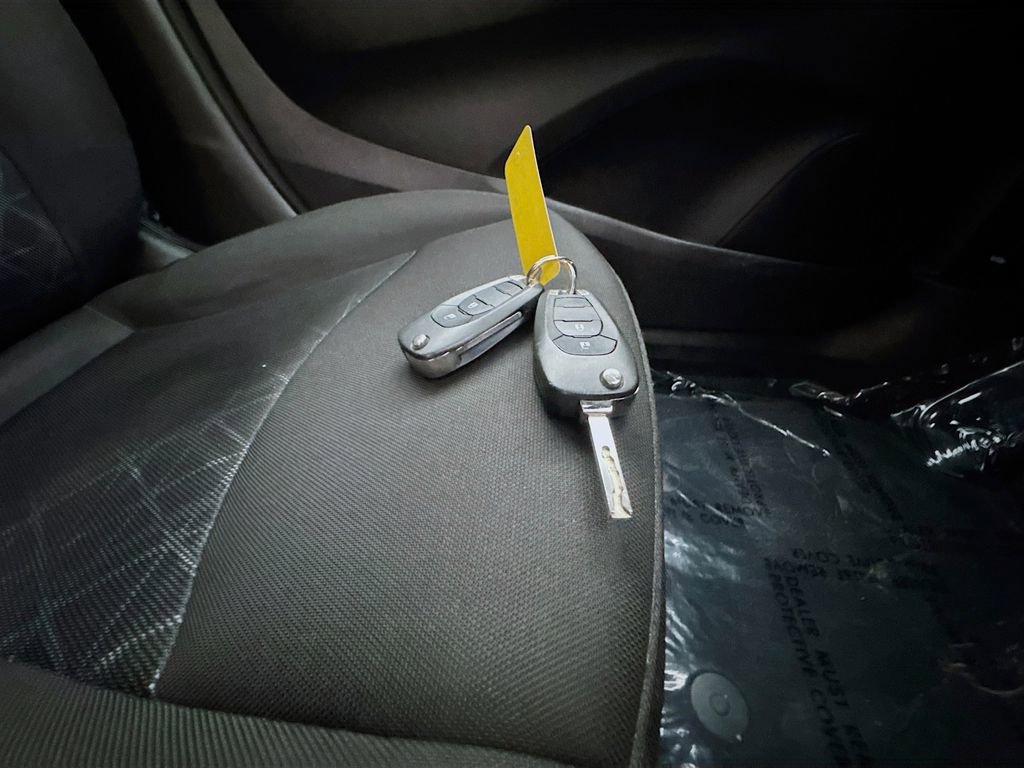 Used 2019 Chevrolet Spark LT image 37