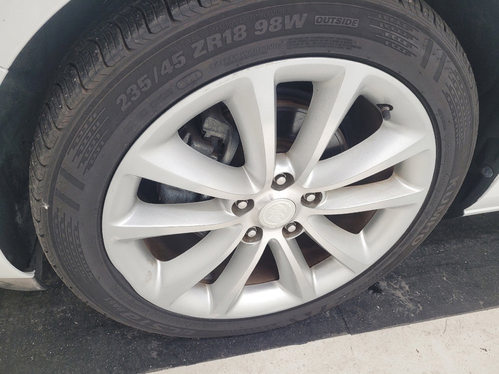 Used 2014 Buick Verano FWD image 31