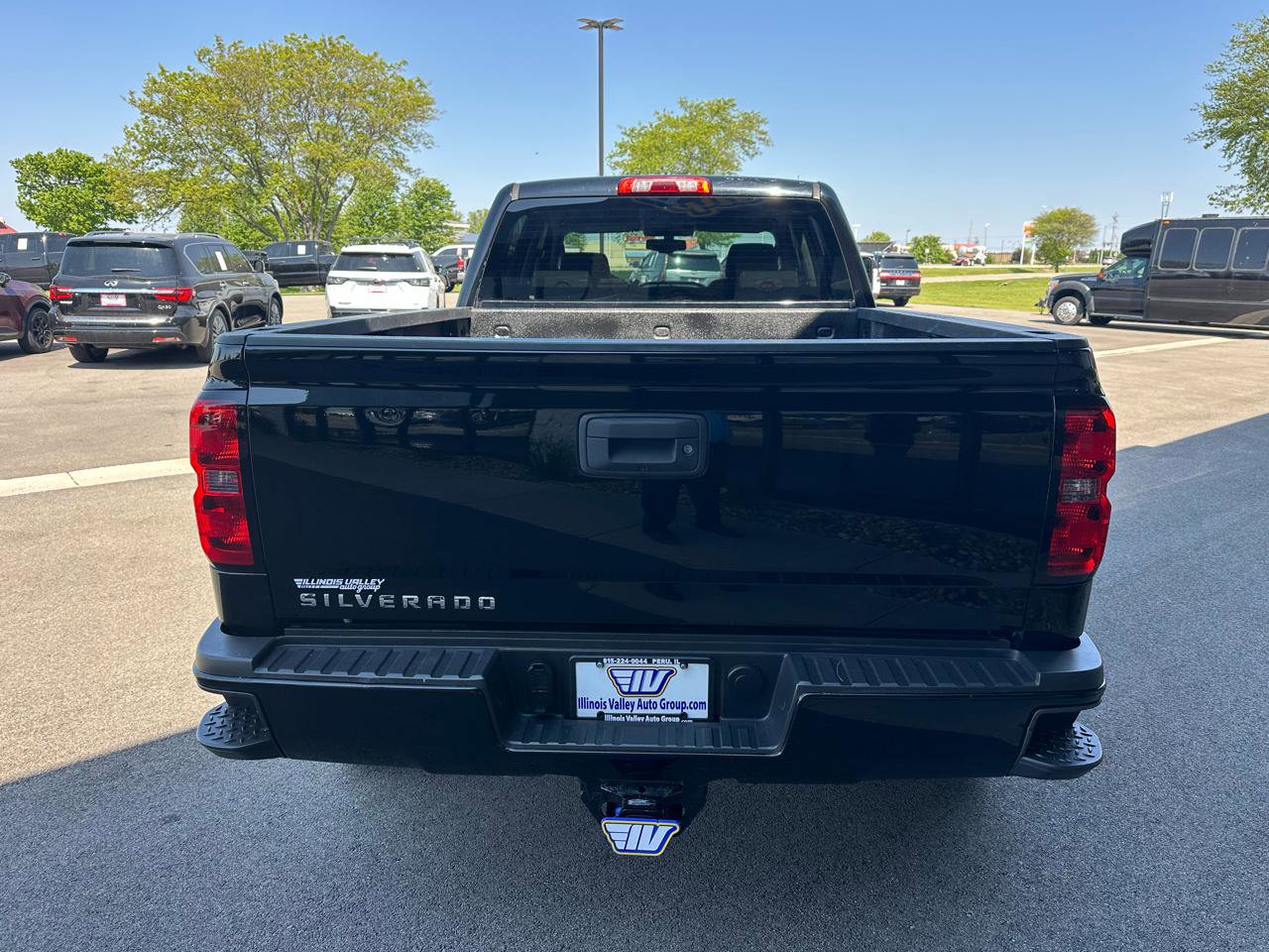 Used 2015 Chevrolet Silverado 3500 LT w/ LT Convenience Package AWD/4WD image 6