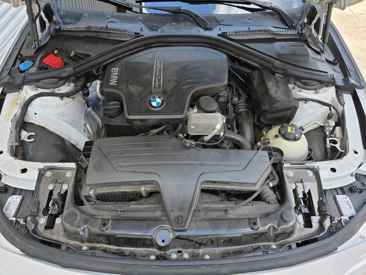Used 2018 BMW 320i Sedan image 32