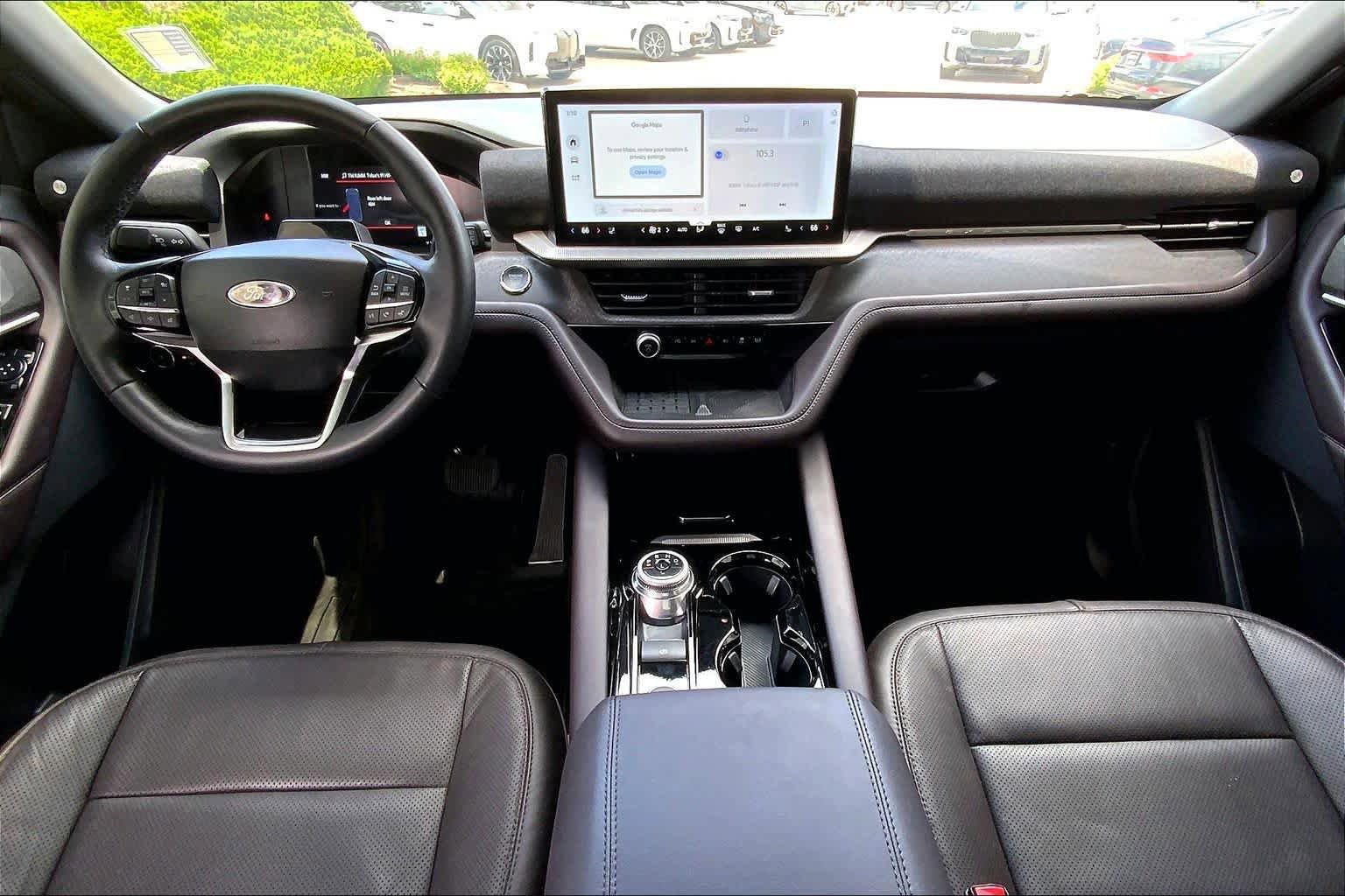 Used 2025 Ford Explorer Platinum w/ Ultimate Package AWD/4WD image 14