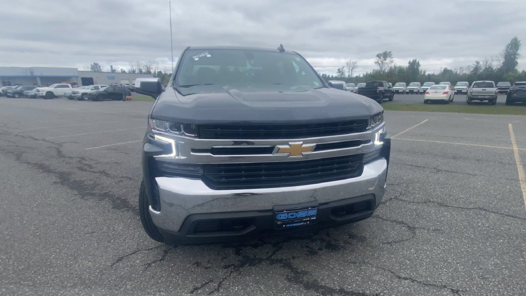 Certified 2022 Chevrolet Silverado 1500 Limited LT AWD/4WD image 3
