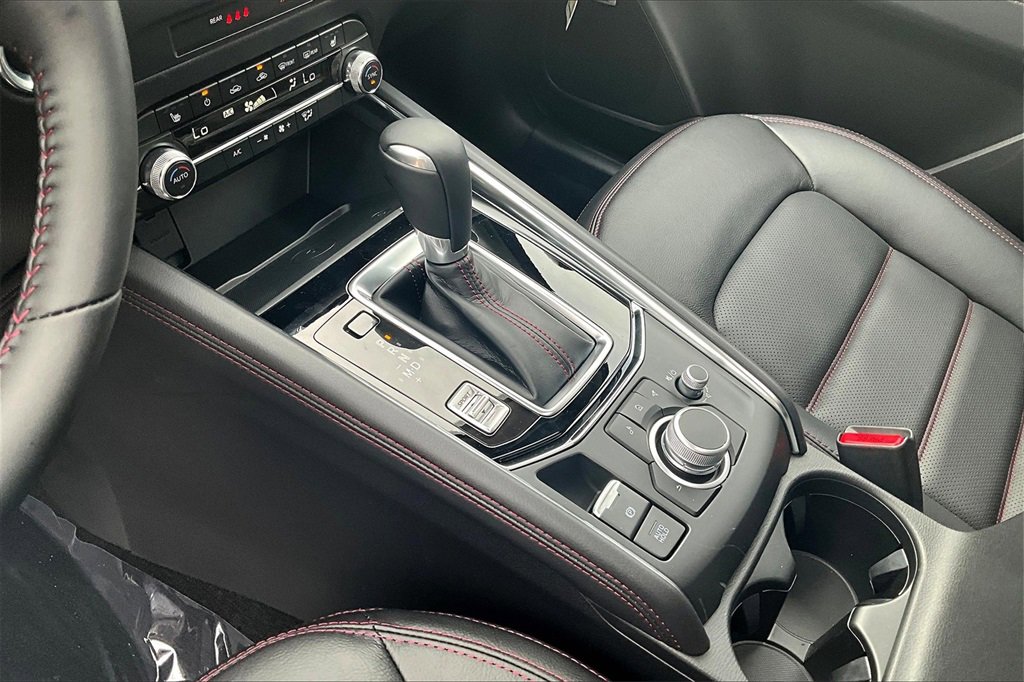 New 2025 MAZDA CX-5 Carbon Edition image 8