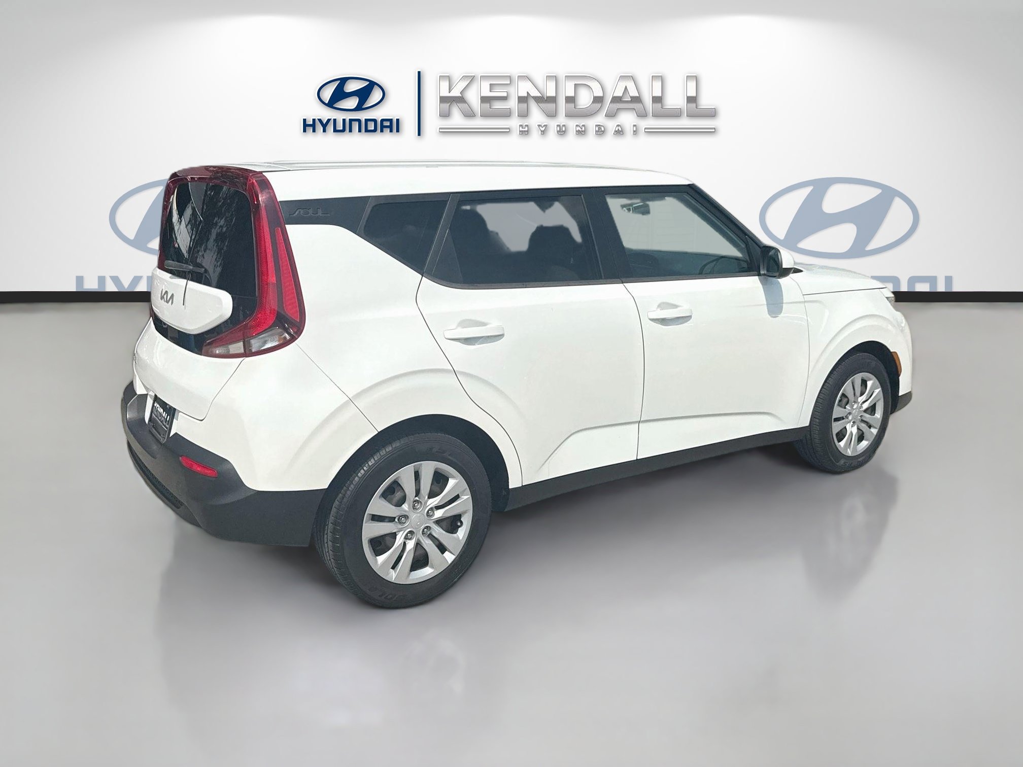 Used 2022 Kia Soul LX FWD image 6