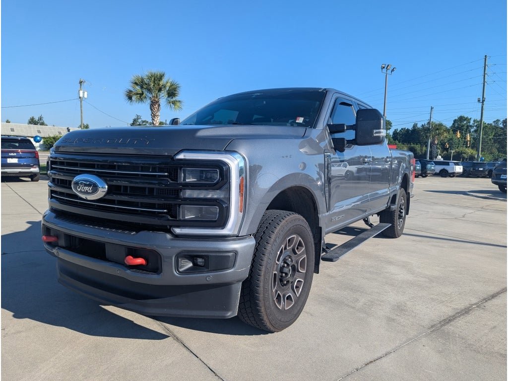 Used 2025 Ford F250 Platinum w/ FX4 Off-Road Package AWD/4WD image 6