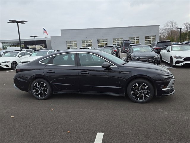 Used 2024 Hyundai Sonata SEL image 2