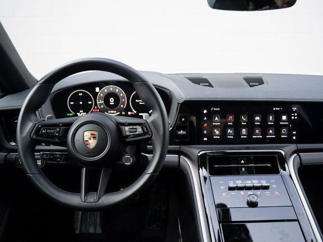 Certified 2025 Porsche Panamera 4 AWD/4WD image 21